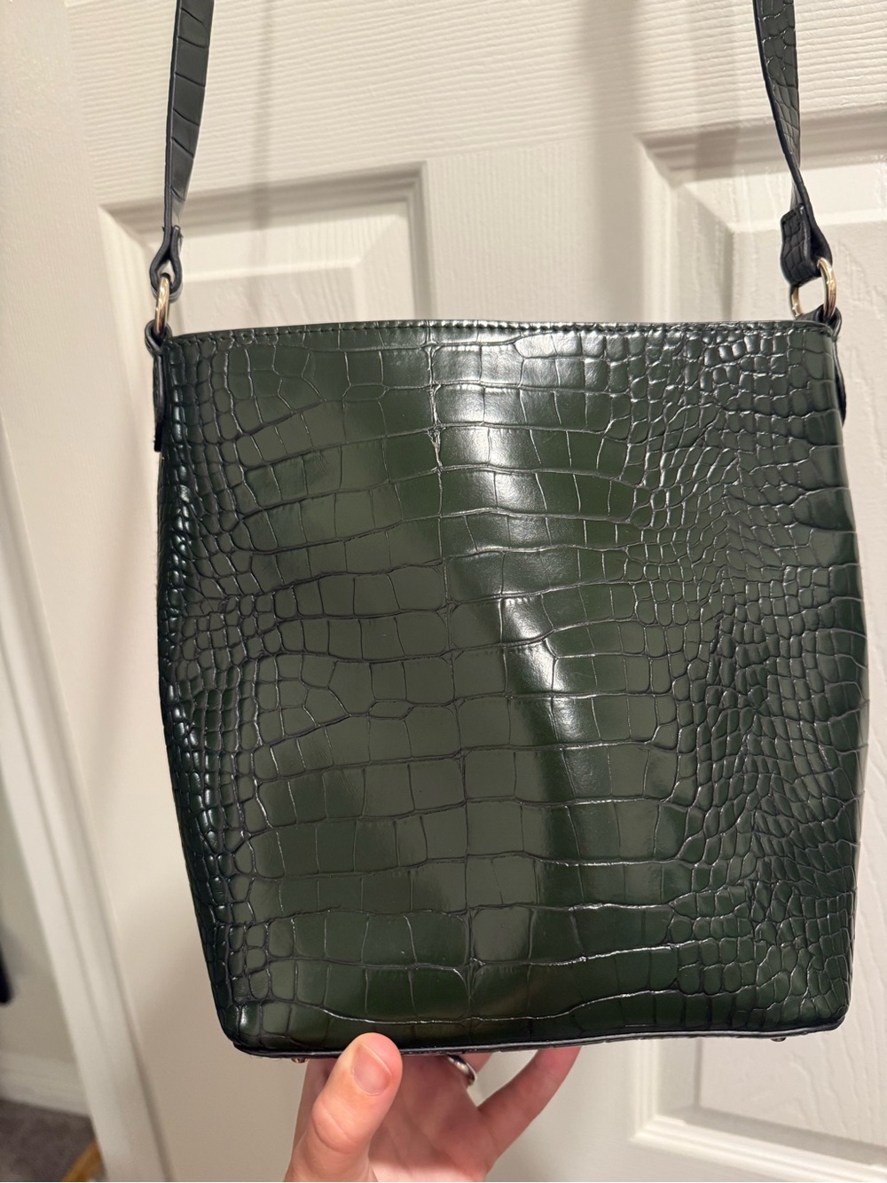 H&M Dark Green Croc-Embossed Crossbody Bag
